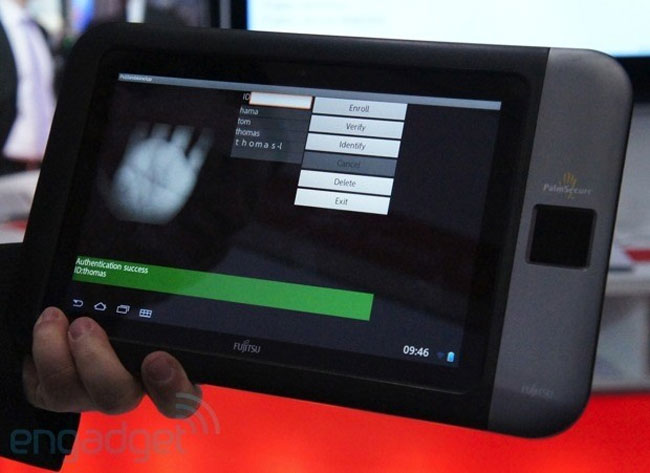 Fujitsu-Palm-Reader-Tablet